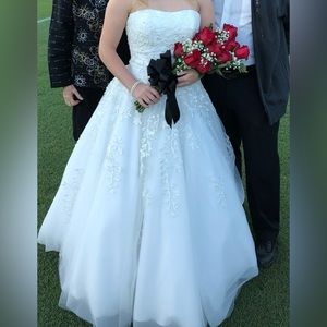 PROM SEASON:::: selling my prom dresses!! message me for more details!